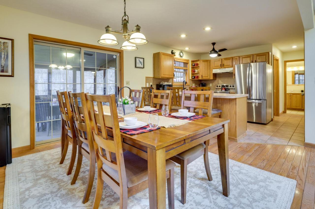 Cozy Big Bass Lake Home With Hot Tub And Game Room! Gouldsboro Luaran gambar