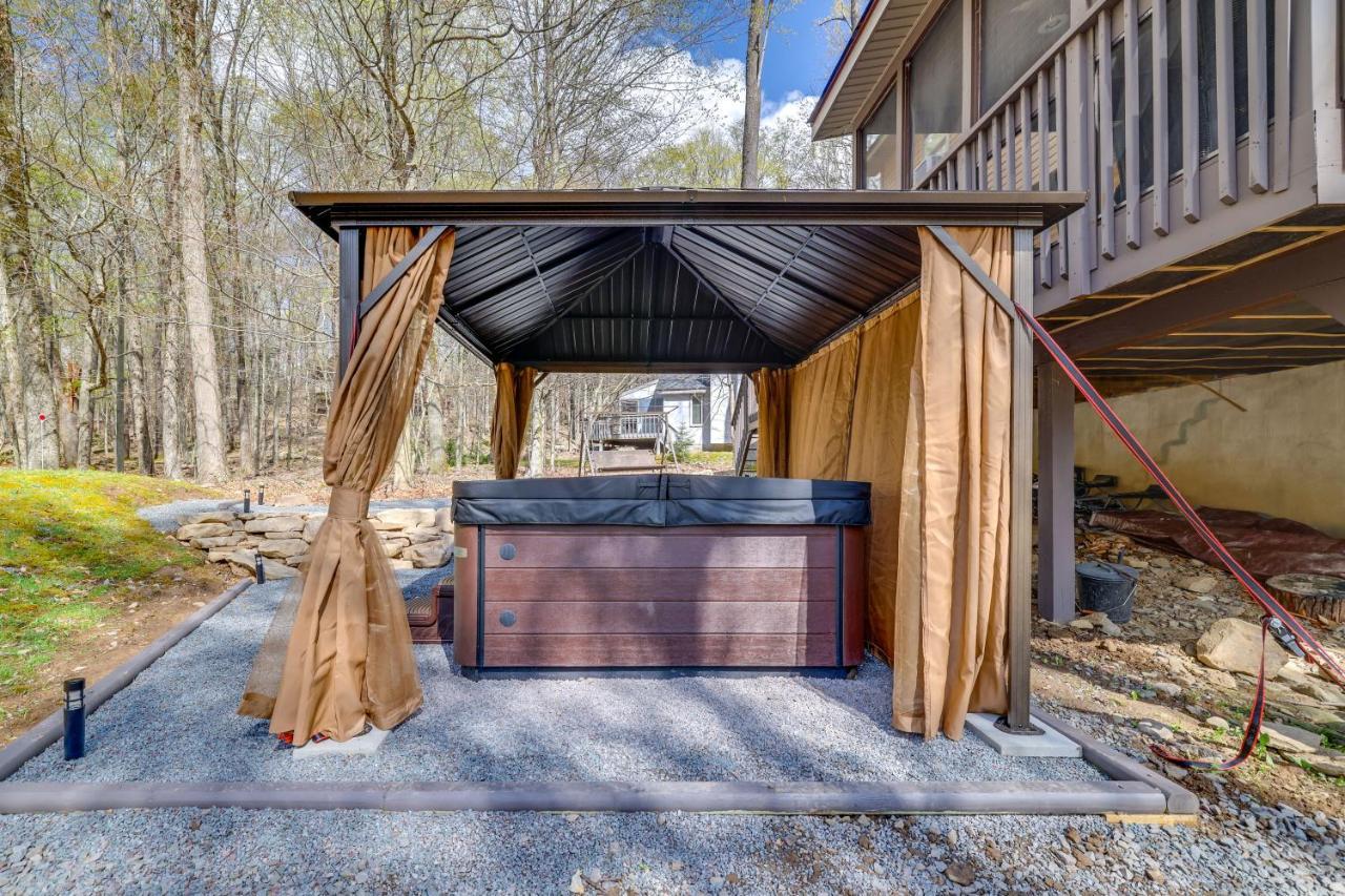 Cozy Big Bass Lake Home With Hot Tub And Game Room! Gouldsboro Luaran gambar